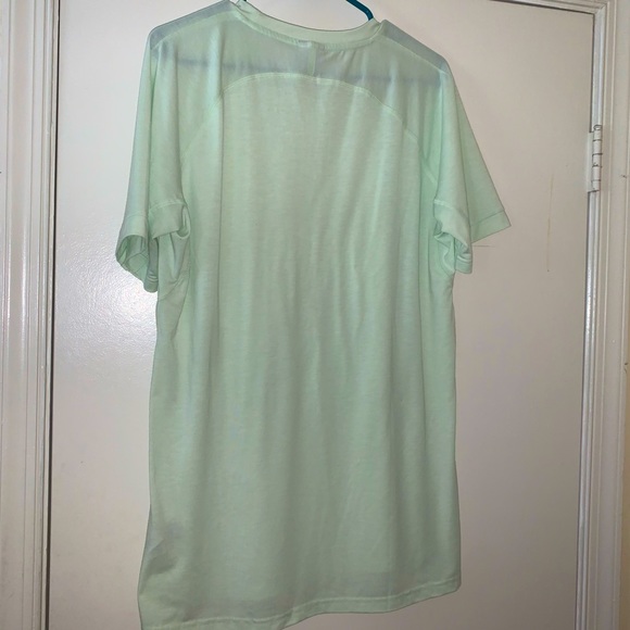 Gymshark Men’s Mint Green T-shirt Size L - Picture 2 of 5